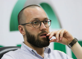 Filipe Barros destina mais R$ 700 mil para pesquisa em mandioca no Paraná