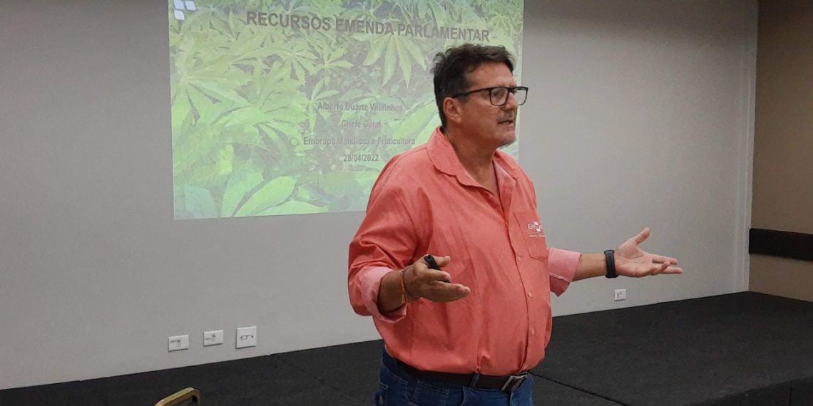 Vilarinhos defende aproximação aos agentes políticos para ter mais recursos