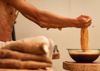 Corante natural com raspas de mandioca é destaque no Inspiramais